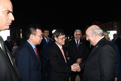 زيارة وزير شؤون قدامى المحاربين الصيني إلى الجزائر